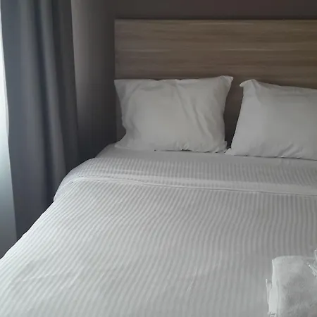 Apart Otel Liva 3*
